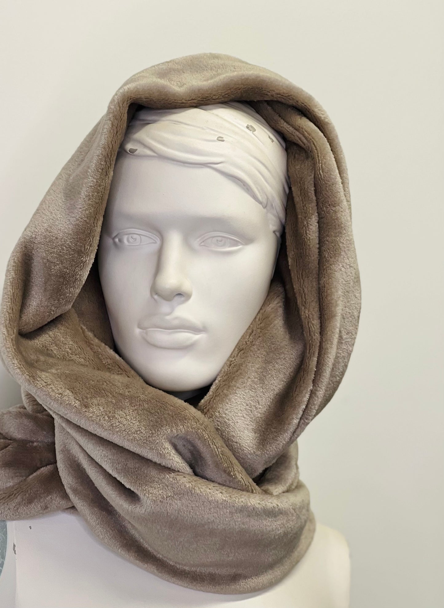 Load image into Gallery viewer, Beige Snuggle Scarf
